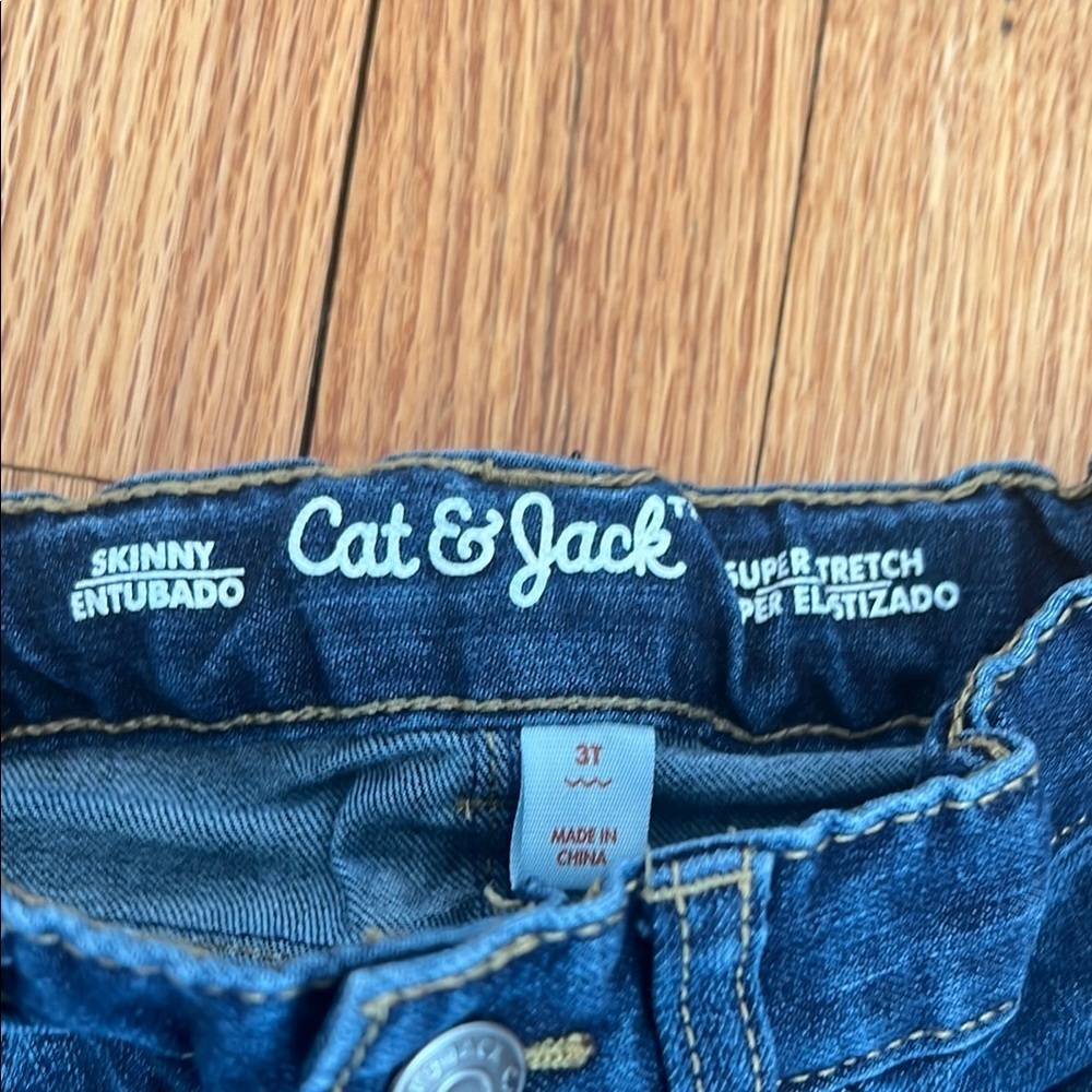 Distressed Denim Jeans - Picture 4 of 4